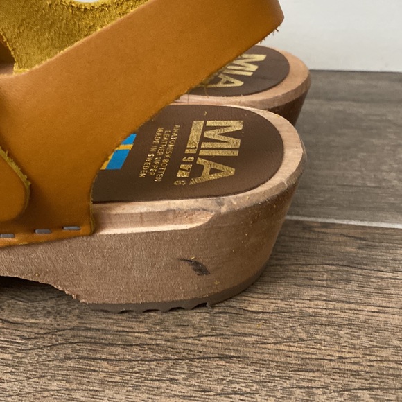 MIA Anja Mustard Clog Sandals Size 37 - Picture 9 of 9